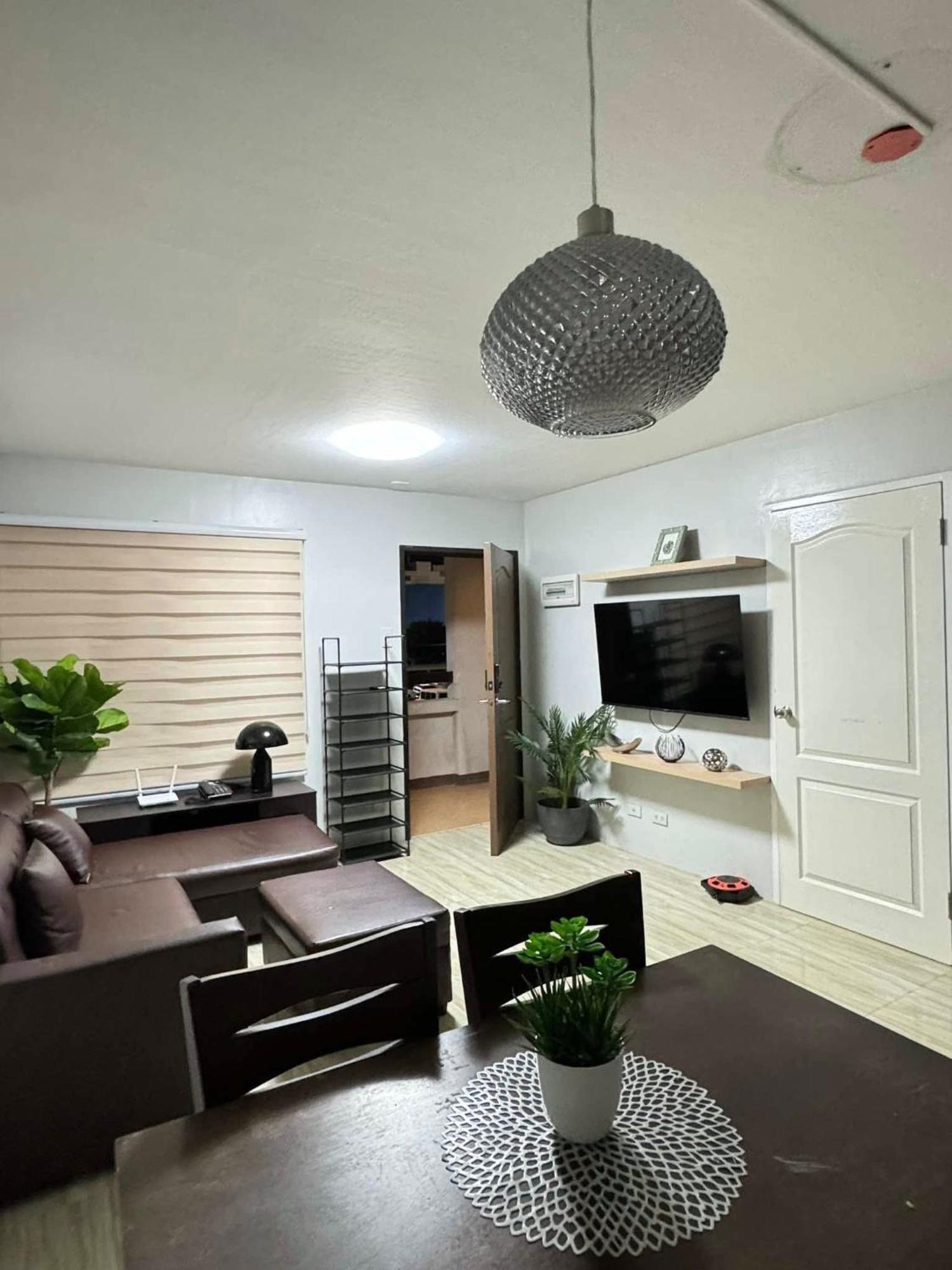 Cozy 2Br With Free Pool Beside Sm City Mall Davao Exterior foto